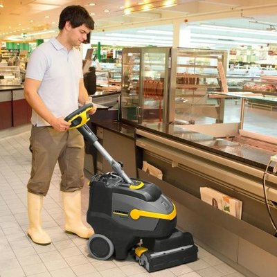 Karcher (BR 35/12 C BP) Floor Scrubber Dryer Hire