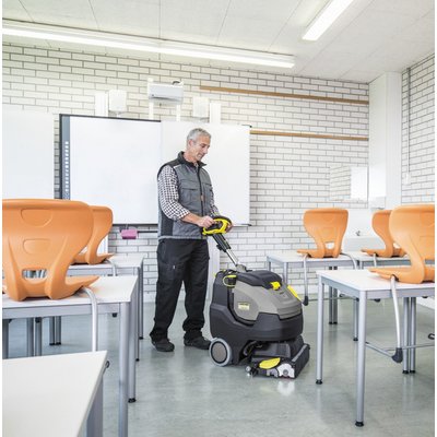 Karcher (BR 45/22 C) Floor Scrubber Dryer Hire
